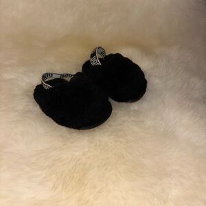 UGG Kids Black”Fluff Yeah” Furry Slippers